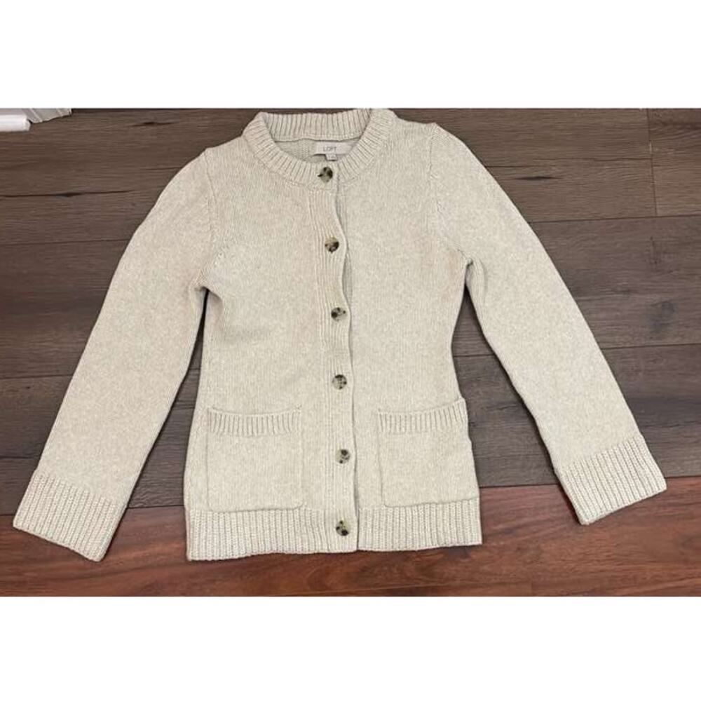 LOFT Oatmeal Beige Ribbed Button Down Cardigan Sweater Size Small - Picture 2 of 5